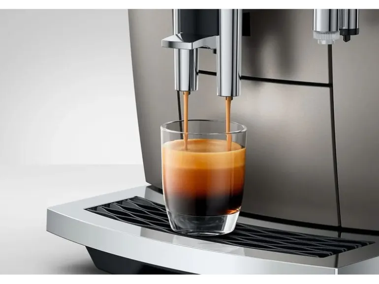 JURA Kaffeevollautomat E8 Midnight Silver Silber matt