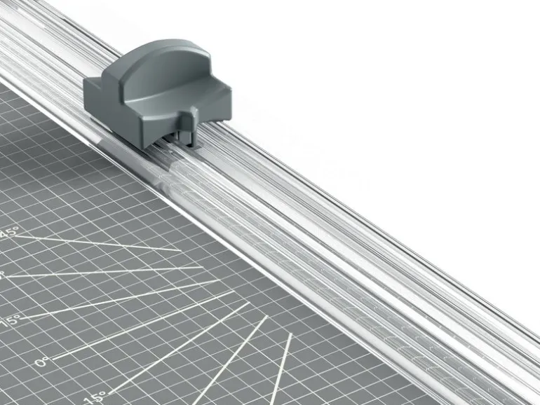 Leitz Bürogeräte Rollenschneidegerät Precision Home A4 8 Blätter
