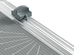 Leitz Bürogeräte Rollenschneidegerät Precision Home A4 8 Blätter