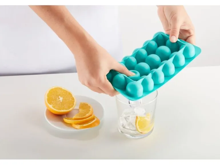 Lékué Eiswürfelform Kugeln Türkis
