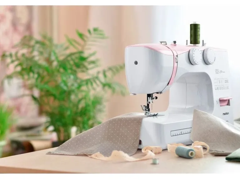 Medion Nähmaschine Life SM60 Weiss/Rosa