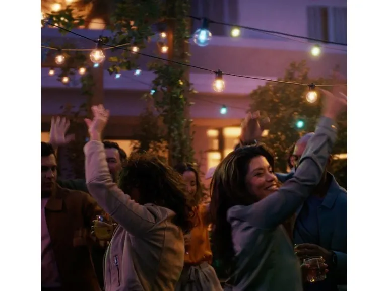 Philips Hue LED-Lichterkette Festavia Globe Outdoor 14 m CH