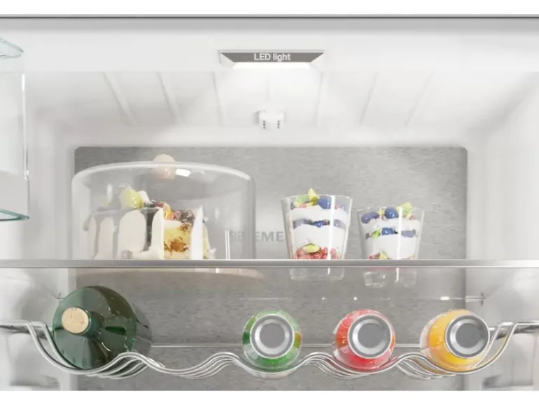 Siemens Einbaukühlschrank iQ500 KI81RADD0H Rechts/Wechselbar