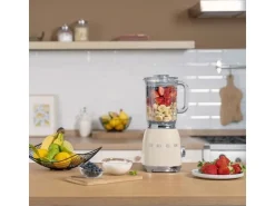 SMEG Standmixer 50's Style BLF03CREU Crème