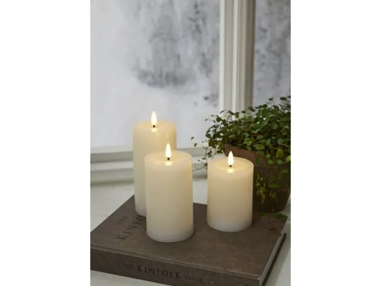 Star Trading LED-Kerze Pillar Flamme Flow Indoor, Weiss, 17.5 cm Höhe