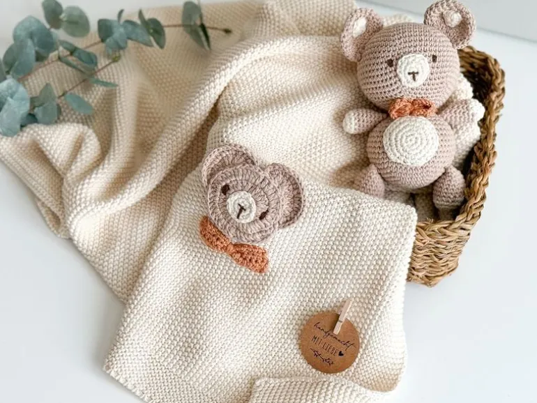 Welcomebabybox Geschenkset Milu – Decke & Bär
